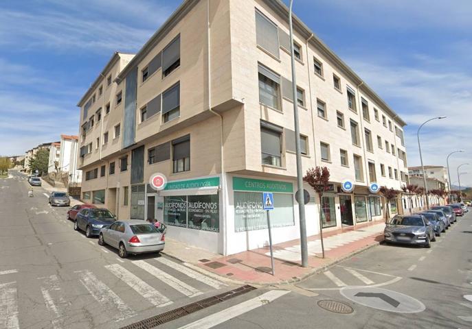 Piso En venta en Multicines - La Data, Plasencia photo 0