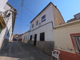 Unifamiliar Pareada En venta en San Miguel, Plasencia photo 0
