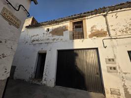 Unifamiliar Pareada En venta en Casar De Cáceres photo 0