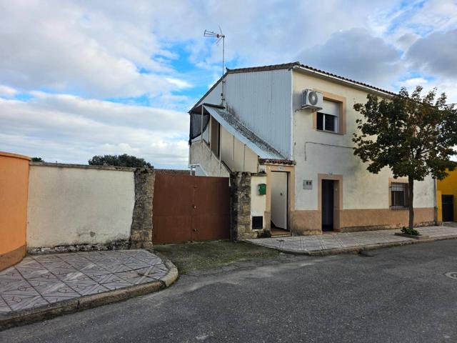 Casa En venta en Valdeíñigos photo 0