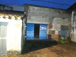 Local En venta en Oliva De Plasencia photo 0