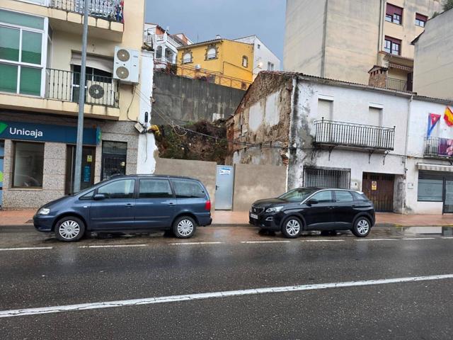Terreno Urbanizable En venta en Avenida De España, Plasencia photo 0