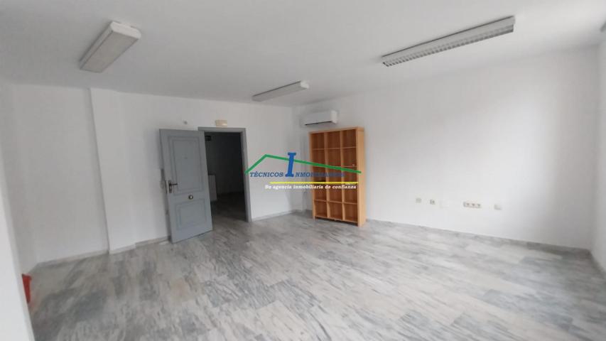 Oficina En alquiler en Centro, Mérida photo 0