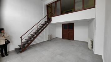 Local En alquiler en Inmobiliaria, Torrelavega photo 0