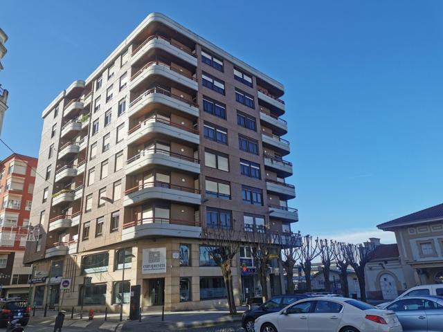 Piso En venta en Feve-Menendez Pelayo-Lasaga Larreta, Torrelavega photo 0