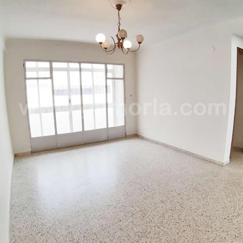 Luminoso piso céntrico con gran potencial photo 0