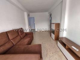 Vivienda situada en un entorno privilegiado, en pleno centro de Vélez Málaga, cerca de todo tipo de comercios y servicios. photo 0