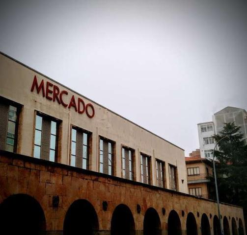 Salamanca ( Avenida Portugal-. Avenida de Mirat); local 11m2 . Consultar precios y condiciones. photo 0