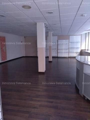 Salamanca ( Centro ), local alquiler 265 m2. 1500€ photo 0