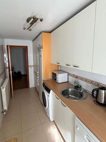 Salamanca ( Centro histórico); 2d, 1wc. 750€ photo 0