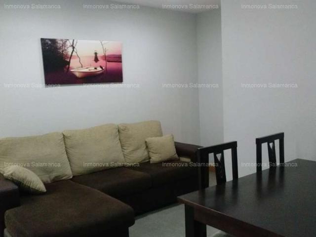 SALAMANCA ( Avda .Villamayor ) : 4d y 2wc . SERVICIOS CENTRALES. 1100 € . photo 0