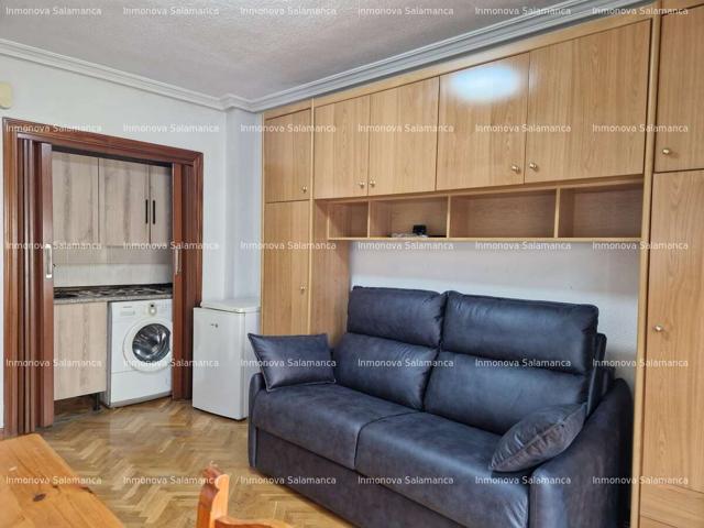 Salamanca ( Plaza España ); estudio , baño, 550€ photo 0