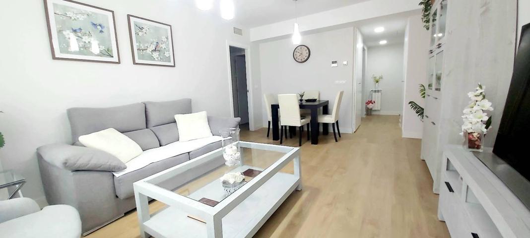 Piso En venta en El Cañaveral, Madrid photo 0
