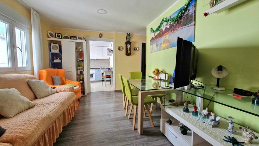 Piso En venta en Vicalvaro, Madrid photo 0