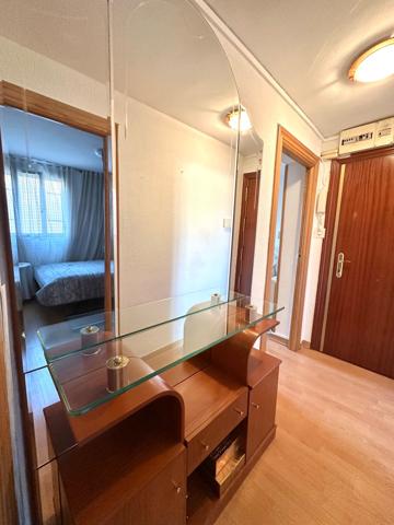 Piso En venta en San Blas, Madrid photo 0