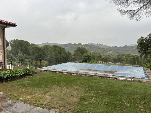 Casa En venta en Urbanización, Navas Del Rey photo 0