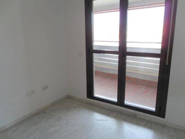 Piso En alquiler en Nuevo Bulevar, Mairena Del Aljarafe photo 0