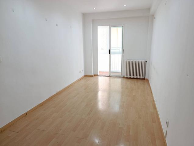 Piso En venta en Circular, Valladolid photo 0