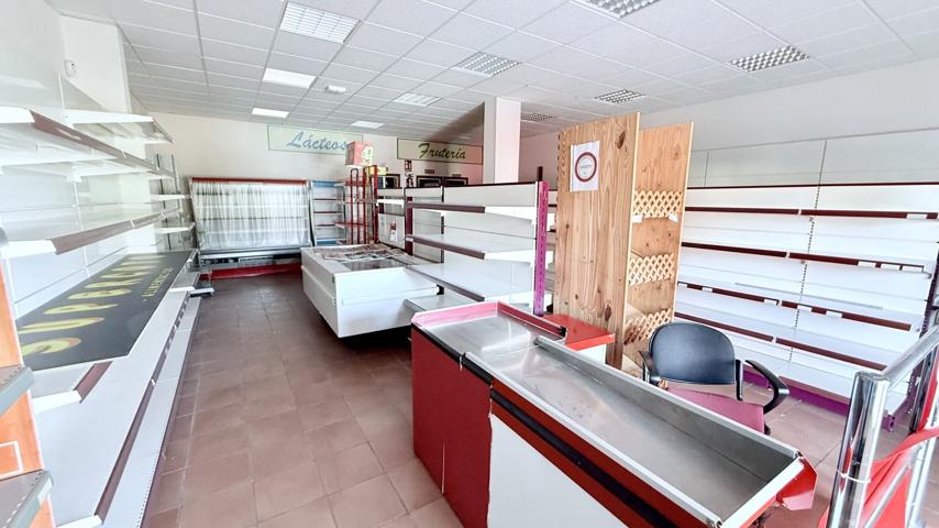 Local En venta en Ituero Y Lama photo 0