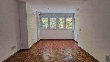 Piso En alquiler en Casco Urbano, Madrid photo 0