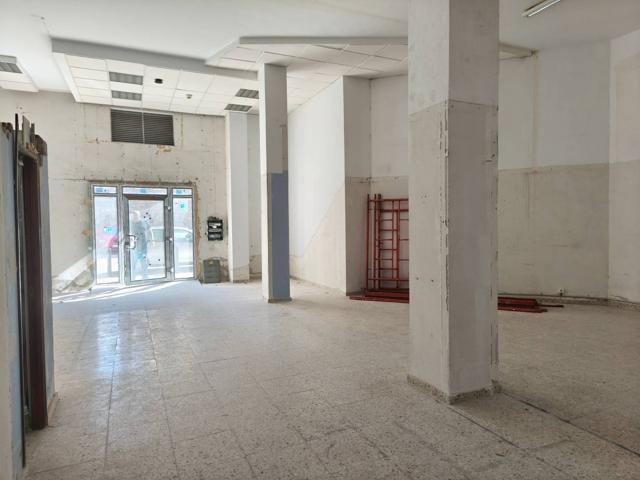 Local En venta en Davila-los Osos, Santander photo 0