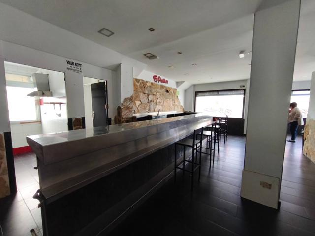 Local En venta en Alisal, Santander photo 0