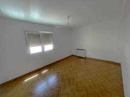 Piso En alquiler en Pola De Siero, Siero photo 0