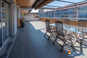 Piso En venta en Fron Maritím, Badalona photo 0