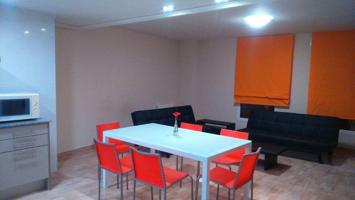 Piso En venta en Centro, Priego photo 0