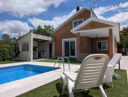 Casa En alquiler en Fuente El Saz De Jarama photo 0