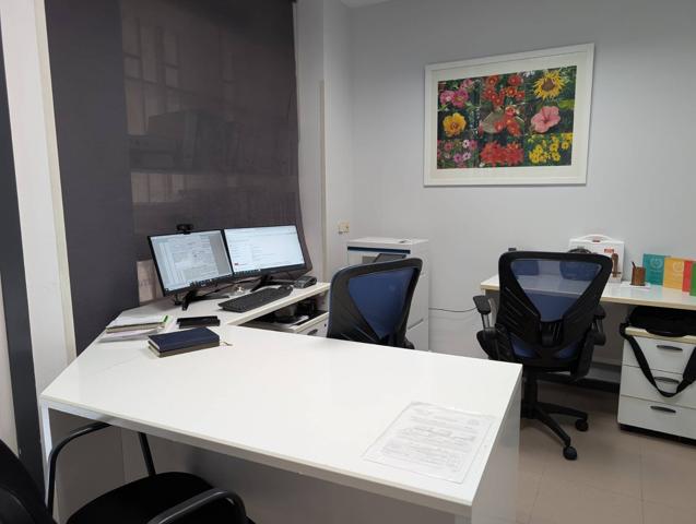 Local En venta en Gran Vía, Madrid photo 0