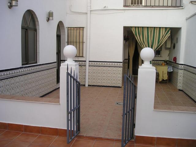 Casa En venta en Medina De Lastorres, Medina De Las Torres photo 0