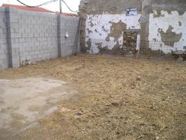 Terreno Urbanizable En venta en Medina De Lastorres, Medina De Las Torres photo 0