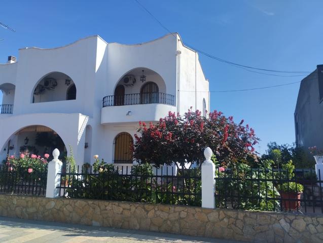 Casa En venta en Los Santos De Maimona, Los Santos De Maimona photo 0