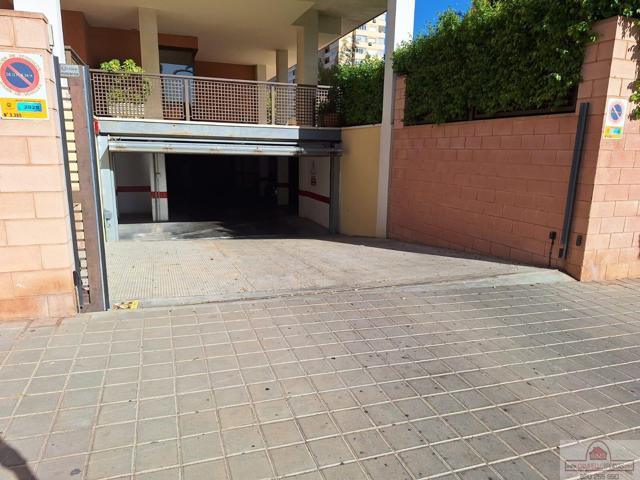 Parking En venta en C-redes, 24, Playa De San Juan, Playa De San Juan photo 0