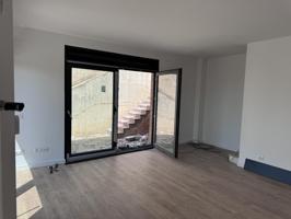 Casa En venta en Baix Llobregat Nord, El Papiol photo 0