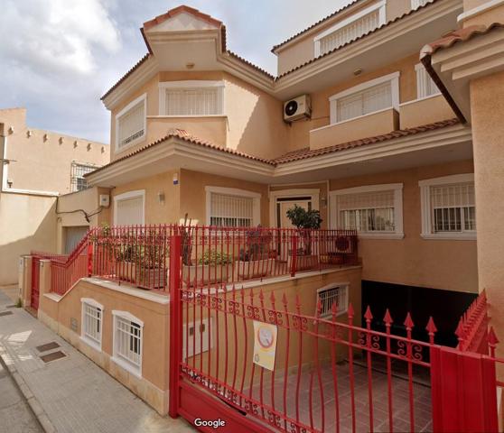 Unifamiliar Pareada En venta en Los Dolores, Cartagena photo 0