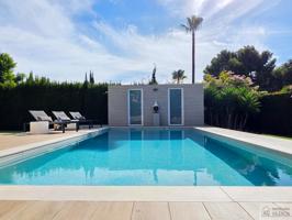 Unifamiliar En venta en Urbanización Alfinach, Puçol photo 0