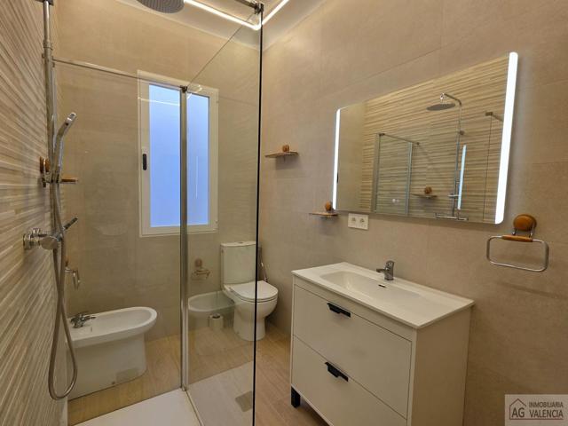 Piso En alquiler en La Petxina, Valencia photo 0