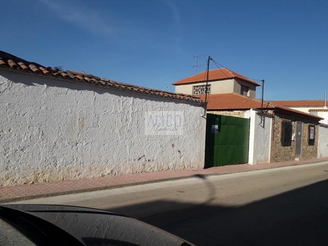 Casa En venta en Don Quijote, 9, Campo De Montiel Cozar, Cózar photo 0