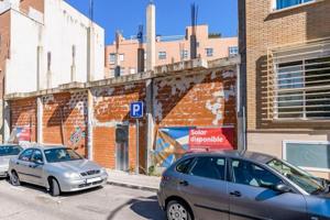 Terreno Urbanizable En venta en Calle De La Cal, 1, Usera, Madrid photo 0