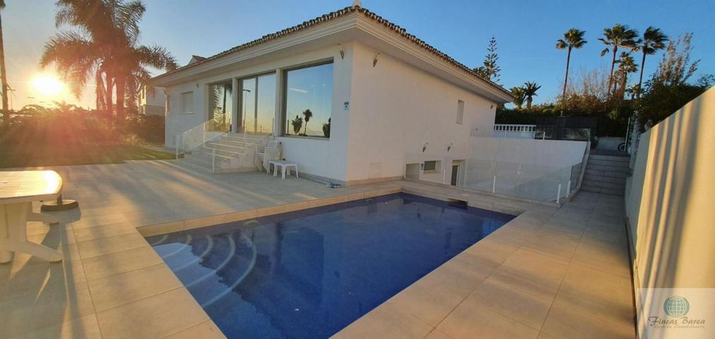 Casa En venta en Calle Jaramar, Calaburra - Chaparral, Mijas photo 0