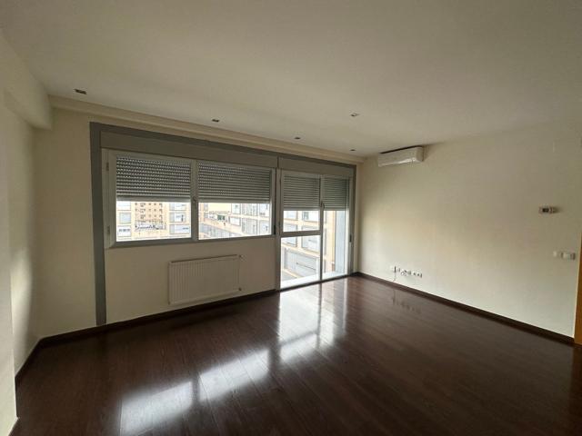 Piso En alquiler en Avenida De La Universidad, 9, Universidad - Hospital, Fuenlabrada photo 0