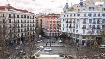 Piso En alquiler en Calle De Sagasta, Centro, Madrid photo 0
