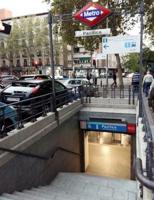 Casa En venta en Avenida De La Ciudad De Barcelona, Retiro, Madrid photo 0