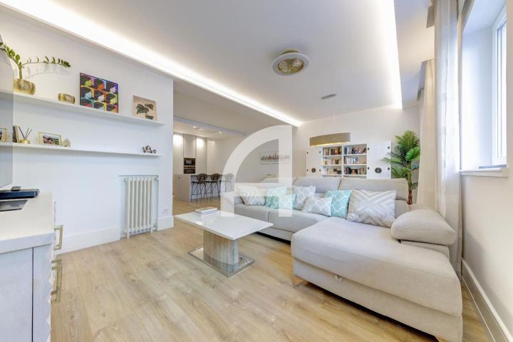 Piso En venta en Calle De La Fuente Del Berro, Barrio De Salamanca, Madrid photo 0