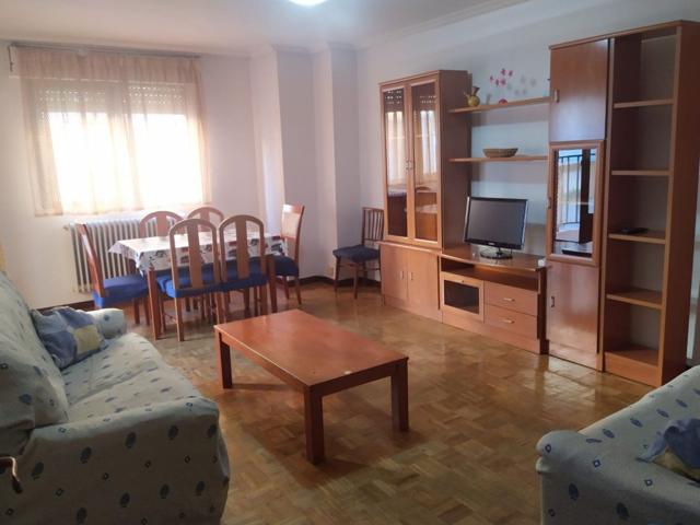 Piso En alquiler en Garrido, Salamanca photo 0