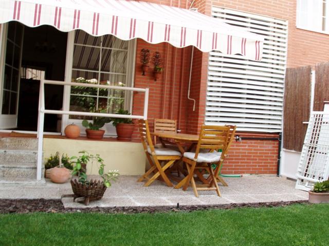 Piso En venta en Calle Bahía De Alicante, Barajas, Madrid photo 0