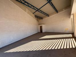 Local Comercial en Aspe: ¡Tu Oportunidad de Inversión! 🏪✨ photo 0