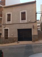 VIVIENDA UNIFAMILIAR EN EDIFICIO PARTICULAR photo 0